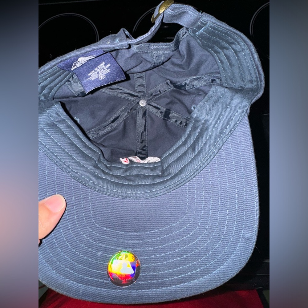Yankee adjustable hat! - Picture 2 of 3